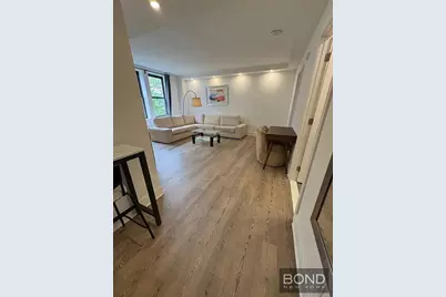 45 W 81st Street #6I, New York, NY 10024 - Photo 2