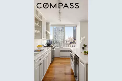 61 W 62nd Street #20D, New York, NY 10023 - Photo 2