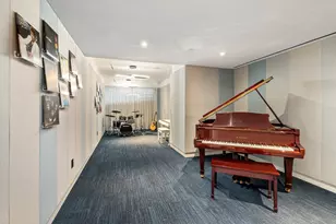 250 W 96th St, New York, NY 10025 - Photo 14