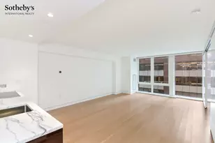 135 W 52nd St, New York, NY 10019 - Photo 2