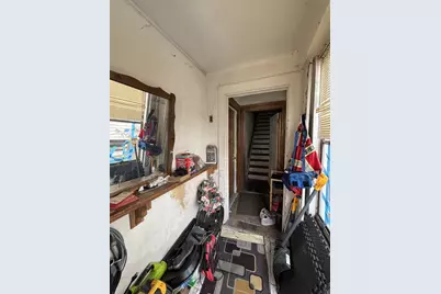 256 Sharpe Avenue, New York City, NY 10302 - Photo 20