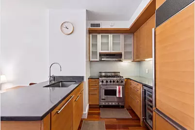 30 West Street #27D, New York City, NY 10004 - Photo 6