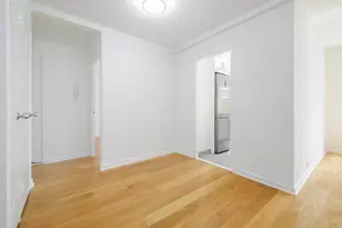 240 E 76th St, New York City, NY 10021 - Photo 2