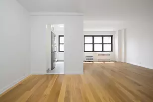 240 E 76th St, New York City, NY 10021 - Photo 4