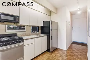 347 W 57th St, New York City, NY 10019 - Photo 8