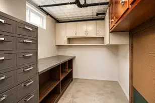 1829 W 10th St, New York City, NY 11223 - Photo 42