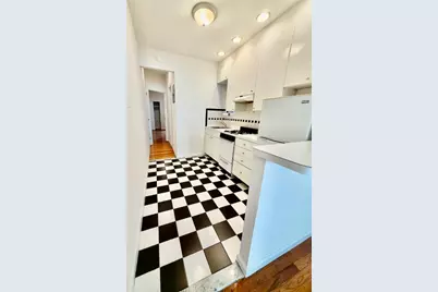 500.5 E 84th Street #4B, New York City, NY 10028 - Photo 10