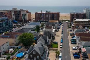 1-81 Beach 117th St, Rockaway Park, NY 11694 - Photo 26
