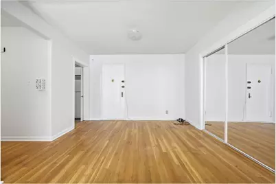 2080 Barnes Avenue #2D, Bronx, NY 10462 - Photo 4