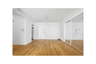 2080 Barnes Ave, Bronx, NY 10462 - Photo 4