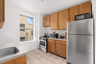 416 W 129th St, New York, NY 10027 - Photo 2