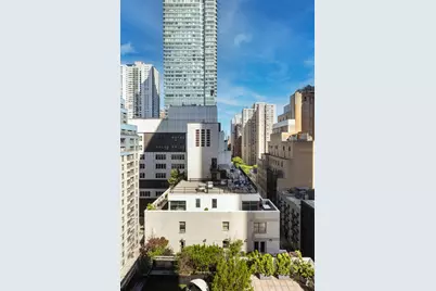 200 E 57th Street #17G, New York, NY 10022 - Photo 2
