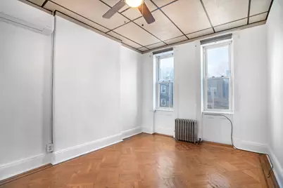 19 Reeve Place #2R, New York City, NY 11218 - Photo 2