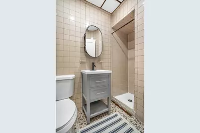 19 Reeve Place #2R, New York City, NY 11218 - Photo 6