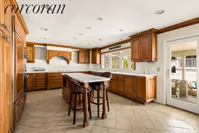 1-09 Beach 221st Street, New York City, NY 11697 - Photo 4