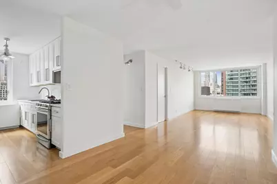 245 E 54th Street #20D, New York City, NY 10022 - Photo 22