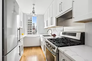 245 E 54th St, New York, NY 10022 - Photo 2