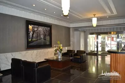 95 Christopher Street #3J, New York, NY 10014 - Photo 12
