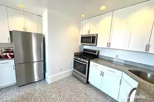 147 W 79th St, New York City, NY 10024 - Photo 2