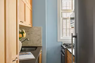 254 W 82 St, New York City, NY 10024 - Photo 4