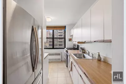 301 E 87th Street #15D, New York City, NY 10128 - Photo 10