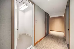 15 W 61st St, New York, NY 10023 - Photo 8