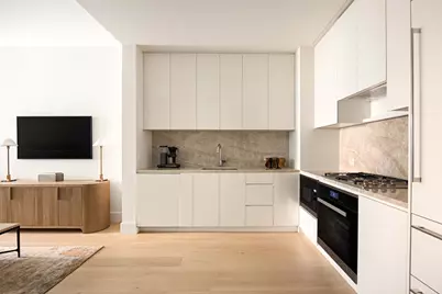 15 W 61st Street #3D, New York, NY 10023 - Photo 2