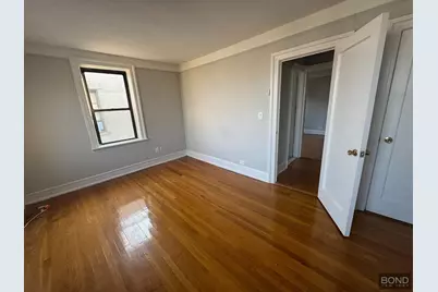 32-15 35th Street #F5, Astoria, NY 11106 - Photo 1