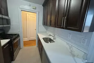 32-15 35th St, Astoria, NY 11106 - Photo 2