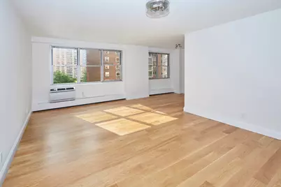 303 W 66th Street #1BW, New York City, NY 10069 - Photo 1