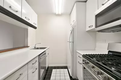 2373 Broadway #529, New York City, NY 10024 - Photo 4
