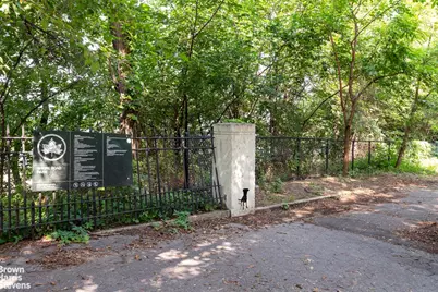 8701 Shore Road #324, New York City, NY 11209 - Photo 10