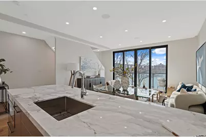 21-31 Shore Boulevard #3C, Astoria, NY 11105 - Photo 4