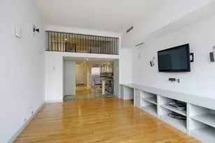 372 5th Ave, New York City, NY 10018 - Photo 2