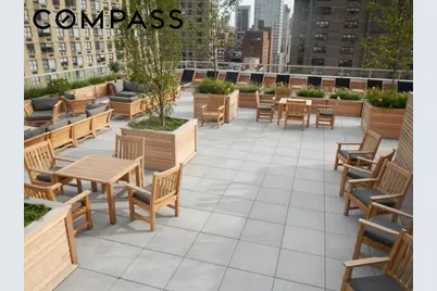 360 E 72nd Street #B1601, New York City, NY 10021 - Photo 12
