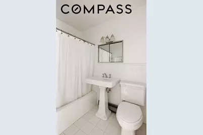 360 E 72nd Street #B1601, New York City, NY 10021 - Photo 8