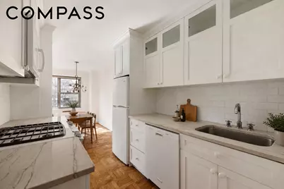 360 E 72nd Street #B1601, New York City, NY 10021 - Photo 4