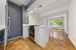210 E 63rd St, New York City, NY 10065 - Photo 2