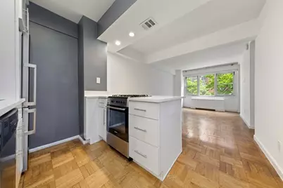 210 E 63rd Street #4A, New York, NY 10065 - Photo 2