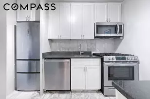 300 E 33rd St, New York City, NY 10016 - Photo 2