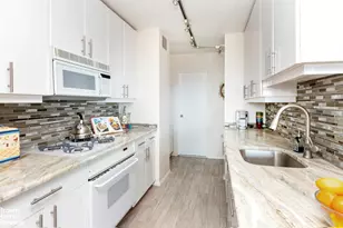 530 E 72nd St, New York, NY 10021 - Photo 8
