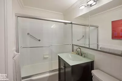 415 E 52nd Street #7EC, New York, NY 10022 - Photo 8