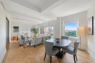160 Central Park S, New York City, NY 10019 - Photo 8