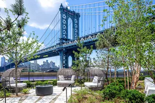 252 South St, New York, NY 10002 - Photo 14