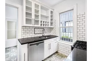 1021 Union St, New York City, NY 11225 - Photo 4