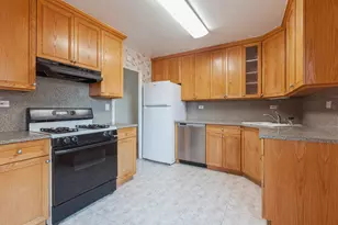 111-20 73rd Ave, New York City, NY 11375 - Photo 8