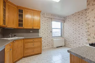 111-20 73rd Ave, New York City, NY 11375 - Photo 22
