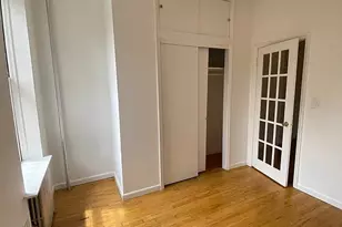 247 E 62nd St, New York, NY 10065 - Photo 2