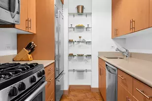 167 E 61st St, New York, NY 10065 - Photo 4
