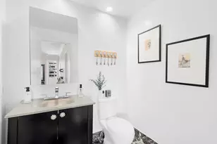 216 E 47th St, New York, NY 10017 - Photo 6